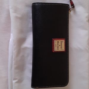 Authentic Dooney & Bourke Black Wallet